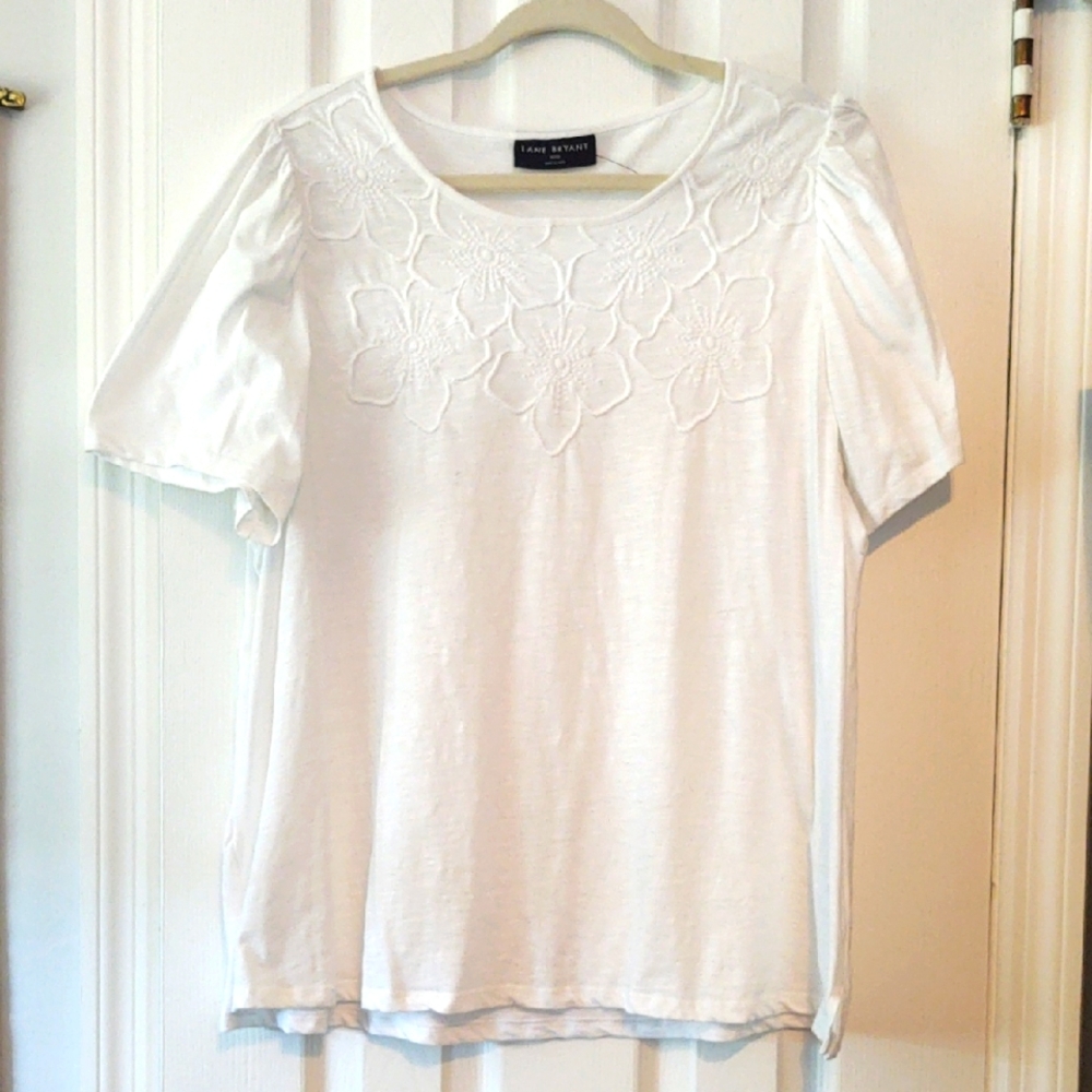 Lane Bryant 18/20 Embroidered White Blouse